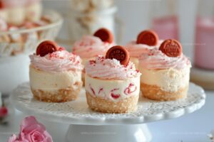 Mini Jamie Dodger Cheesecakes Recipe