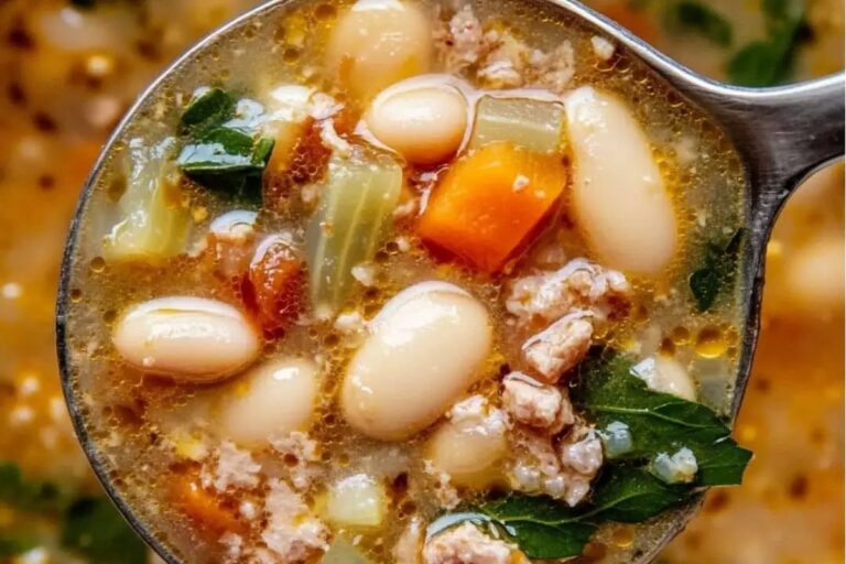 Heartwarming Tuscan-Style White Bean Soup Recipe