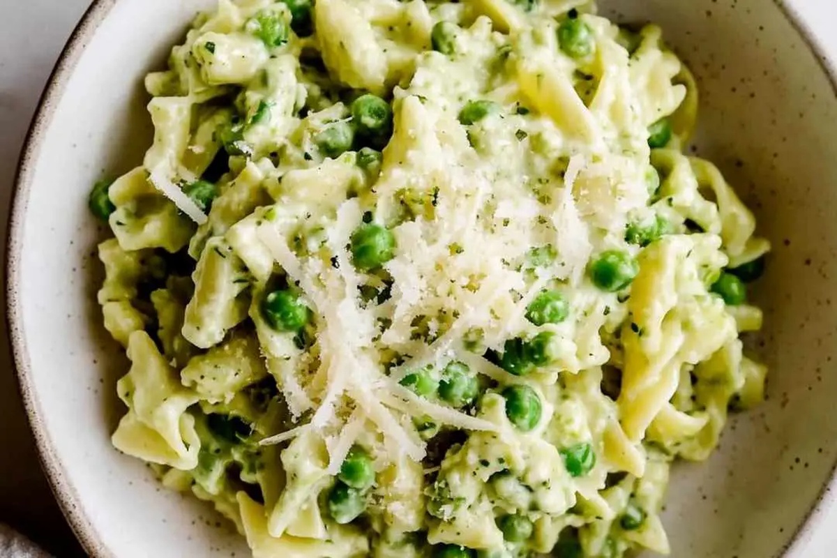 Creamy Ricotta Pea Pasta Recipe