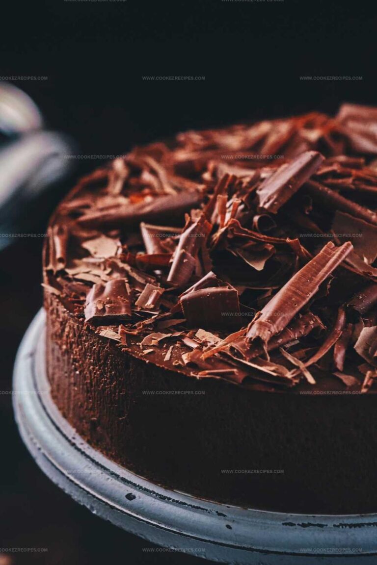 Dark Chocolate Fudge Cake Recipe