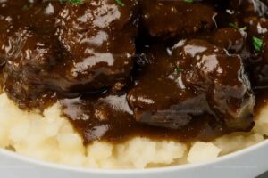 Double French Onion Beef Tips and Gravy Recipe