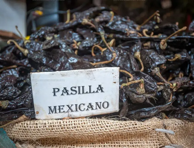 Chile Pasilla