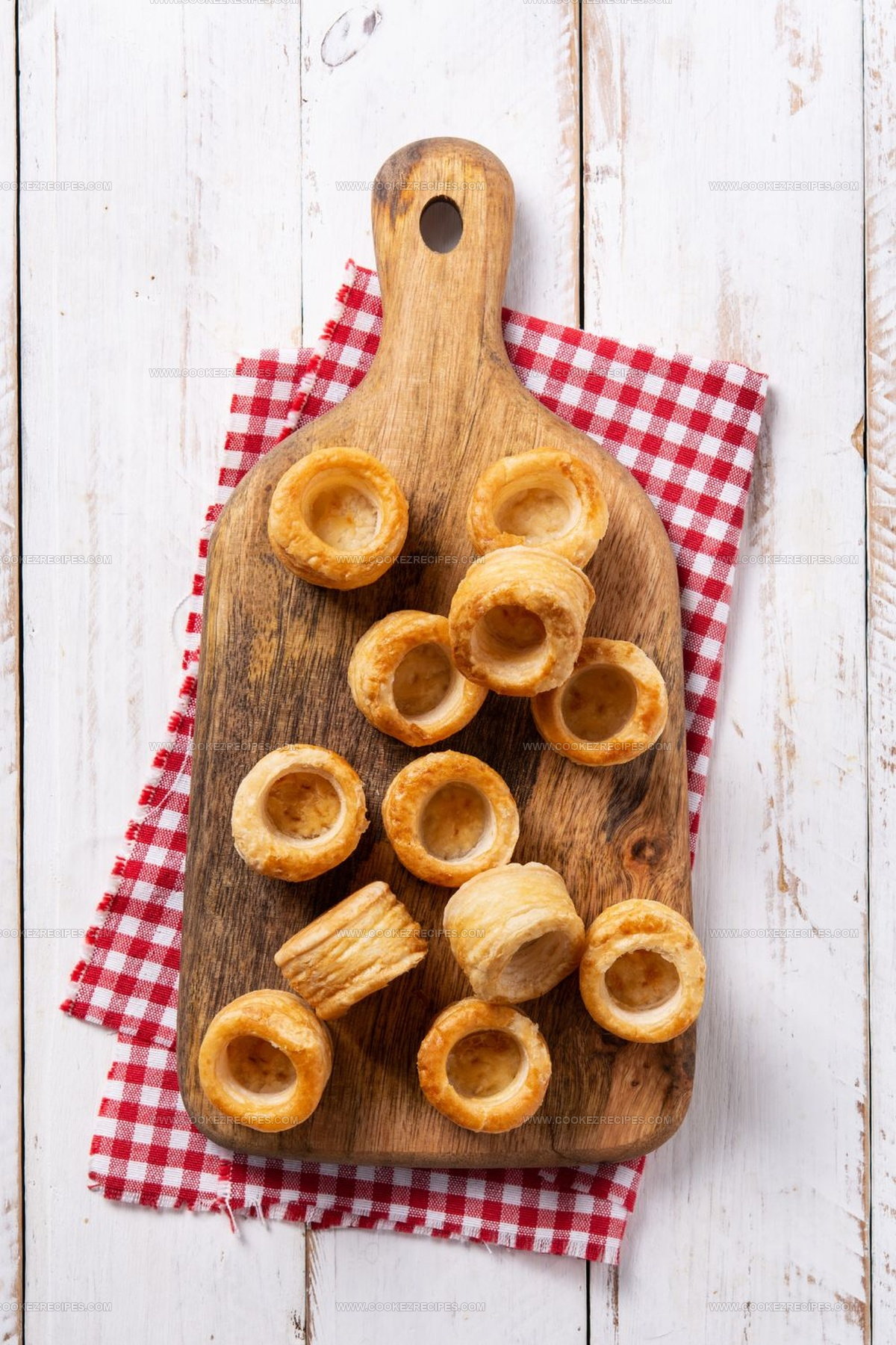 7090125 Cloudlike Yorkshire Pudding Recipe