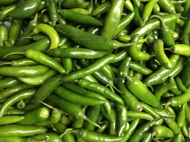 Tlaola Serrano Chili Pepper