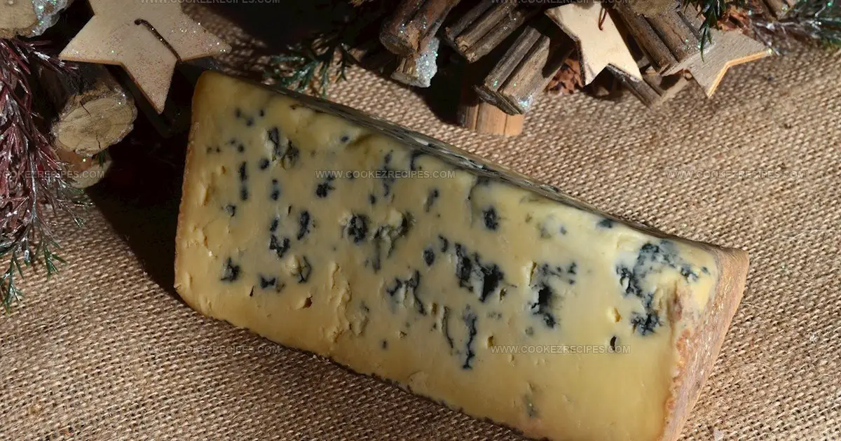 45 Distinctive Artisan North American Blue Cheeses to Taste